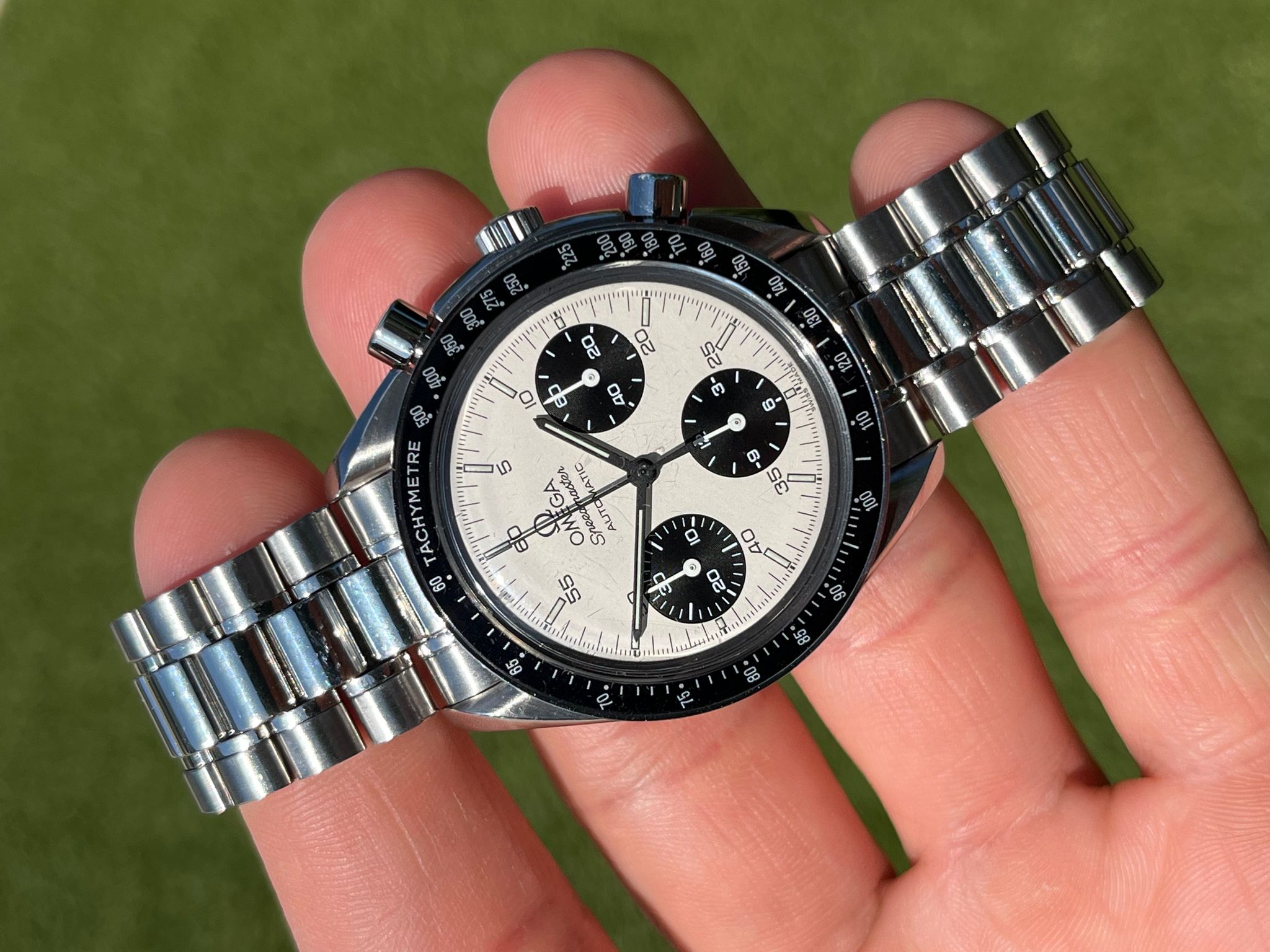 Omega - 2004 Omega 