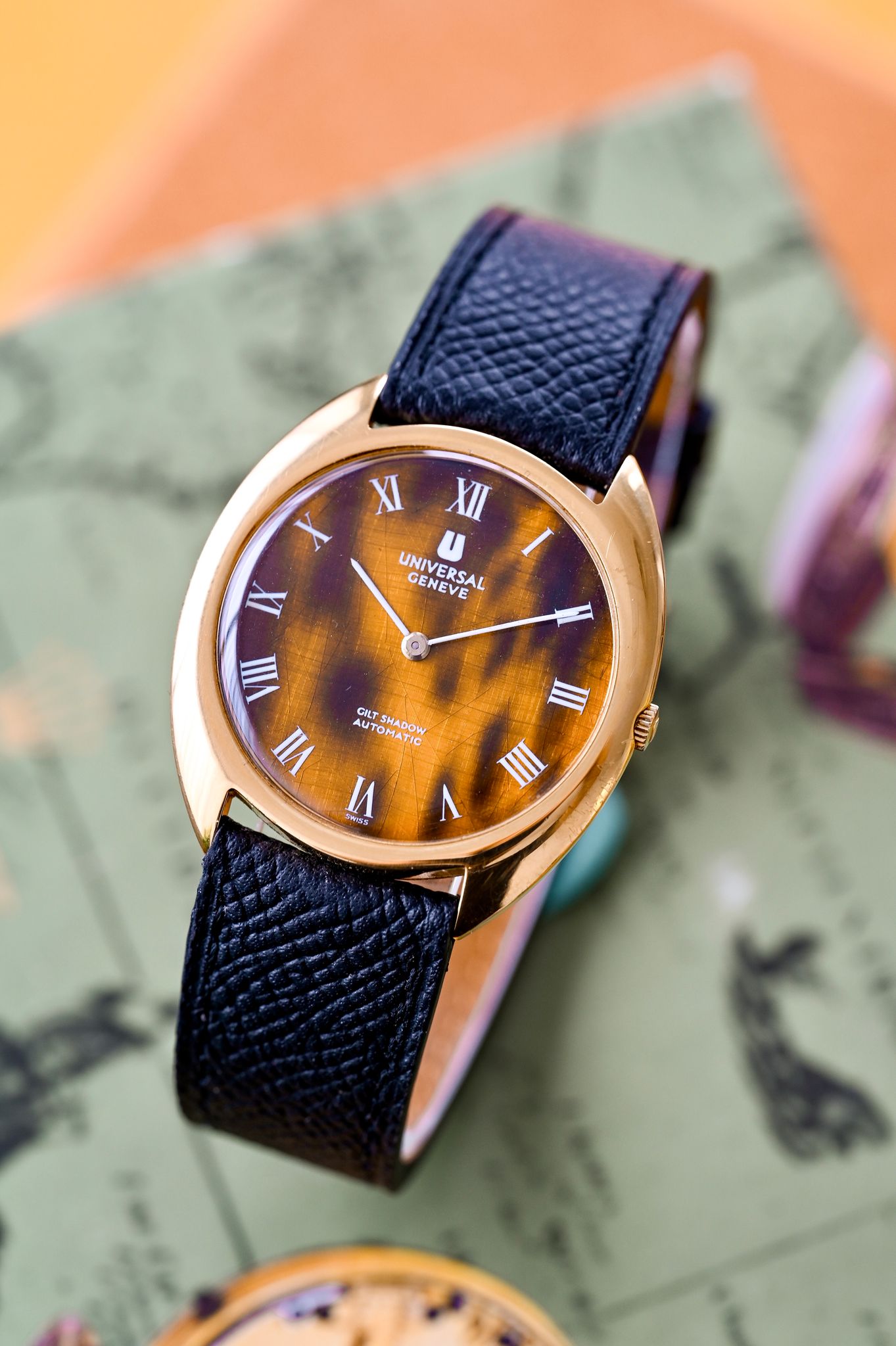 Universal Geneve - 1960's Universal Genève Gilt Shadow with tiger