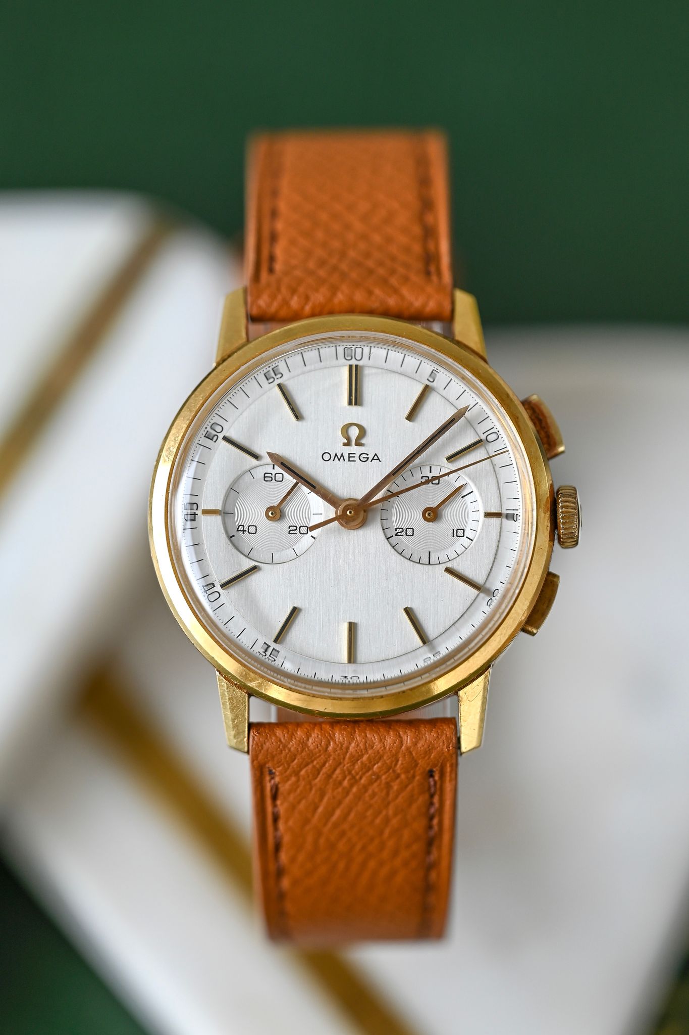 Omega - 1965 Omega Chronograph ref. 101.009 in 18k yellow gold