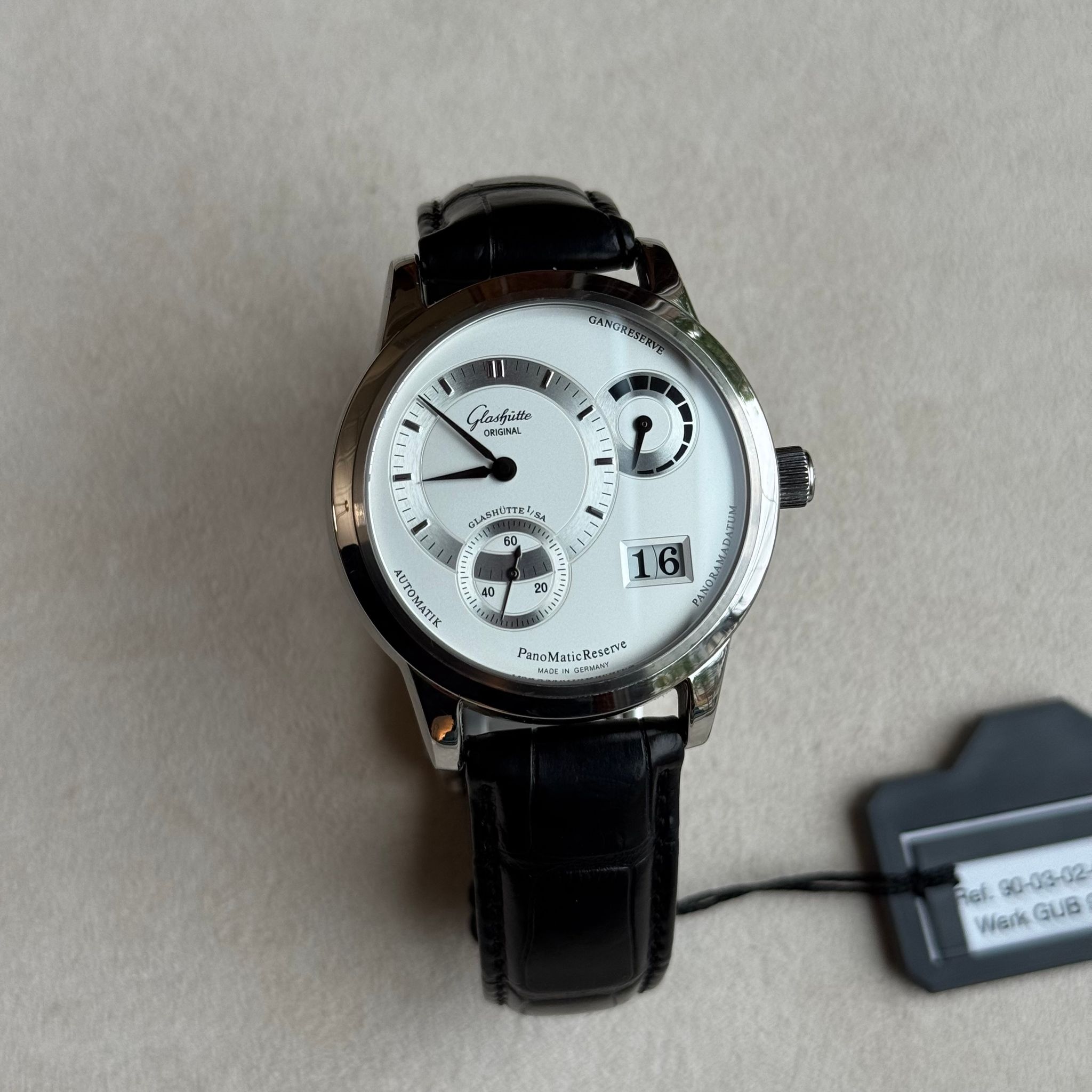 Glashütte Original - Glashutte Original PanoMaticReserve Automatic ...