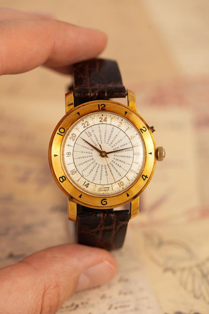 Tissot ゴールド 18k 金無垢　時計　デッドストック　ヴィンテージ Tissot - Tissot Navigator World Time 18K Gold / Circa 1952