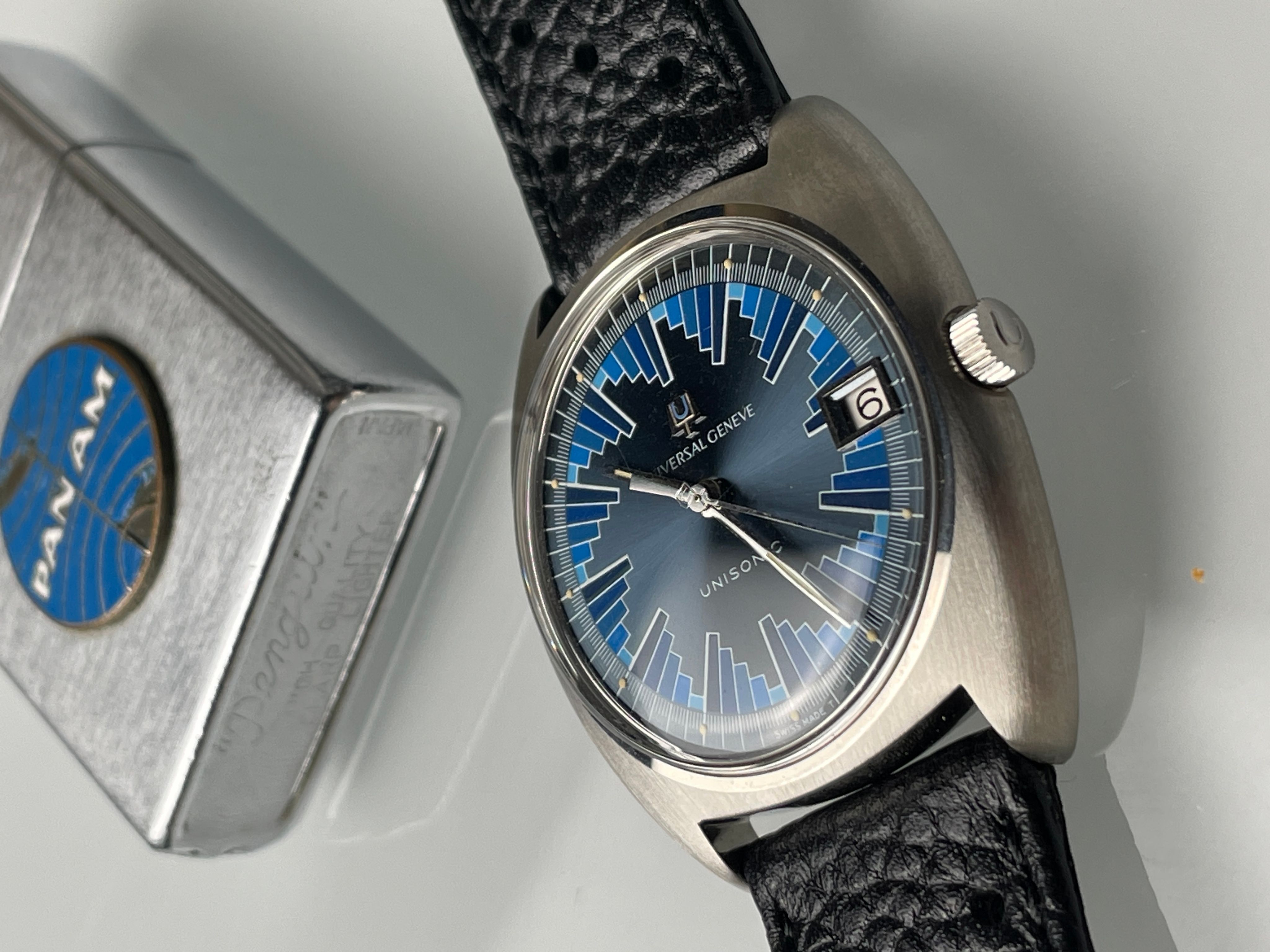 UNIVERSAL GENEVE メッシュバンド 時計 Universal Genève Uniquartz – Analog:Shift