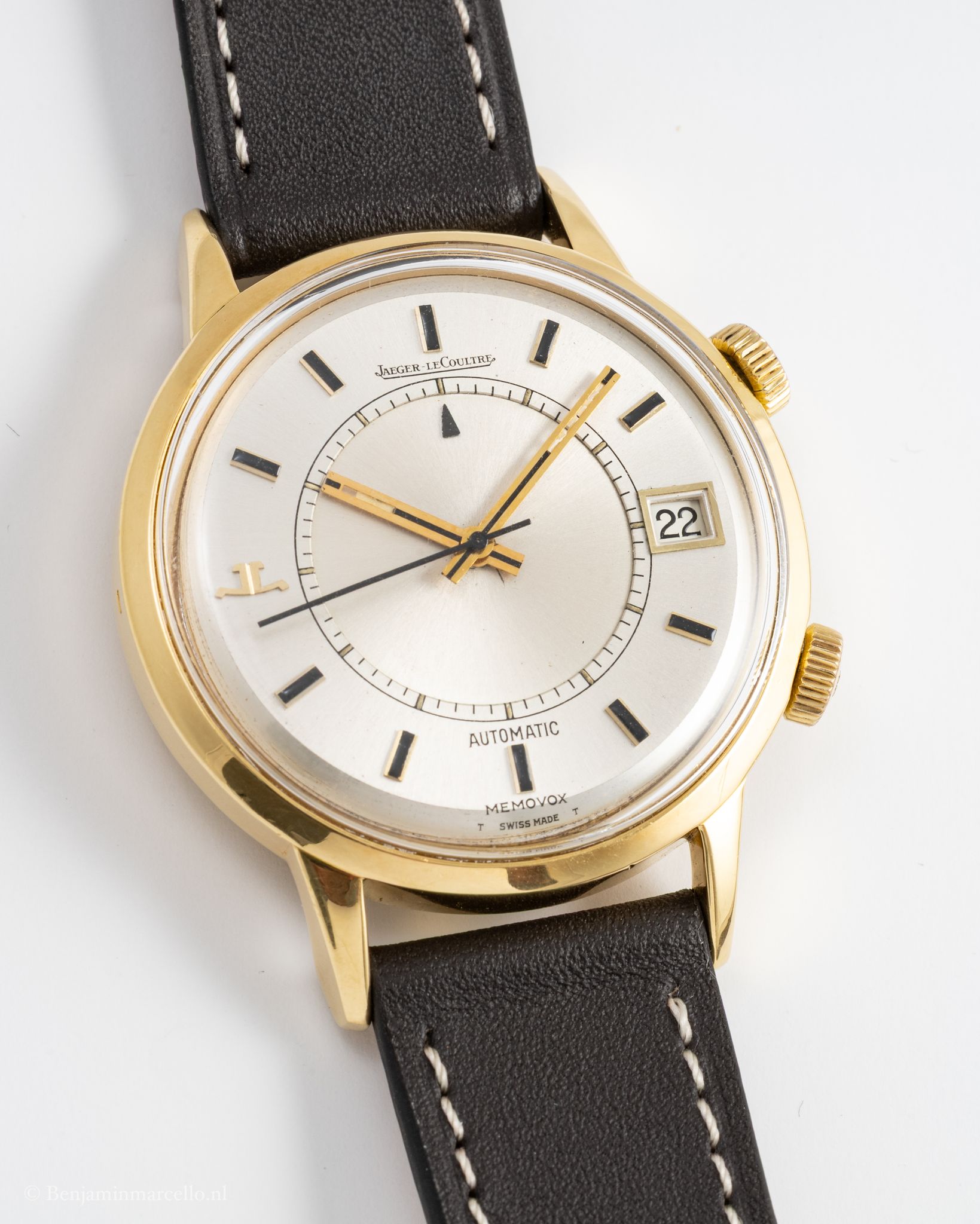 MEC ヴィンテージクロック Jaeger-LeCoultre - Memovox 875 18k Yellow Gold Automatic circa 1971