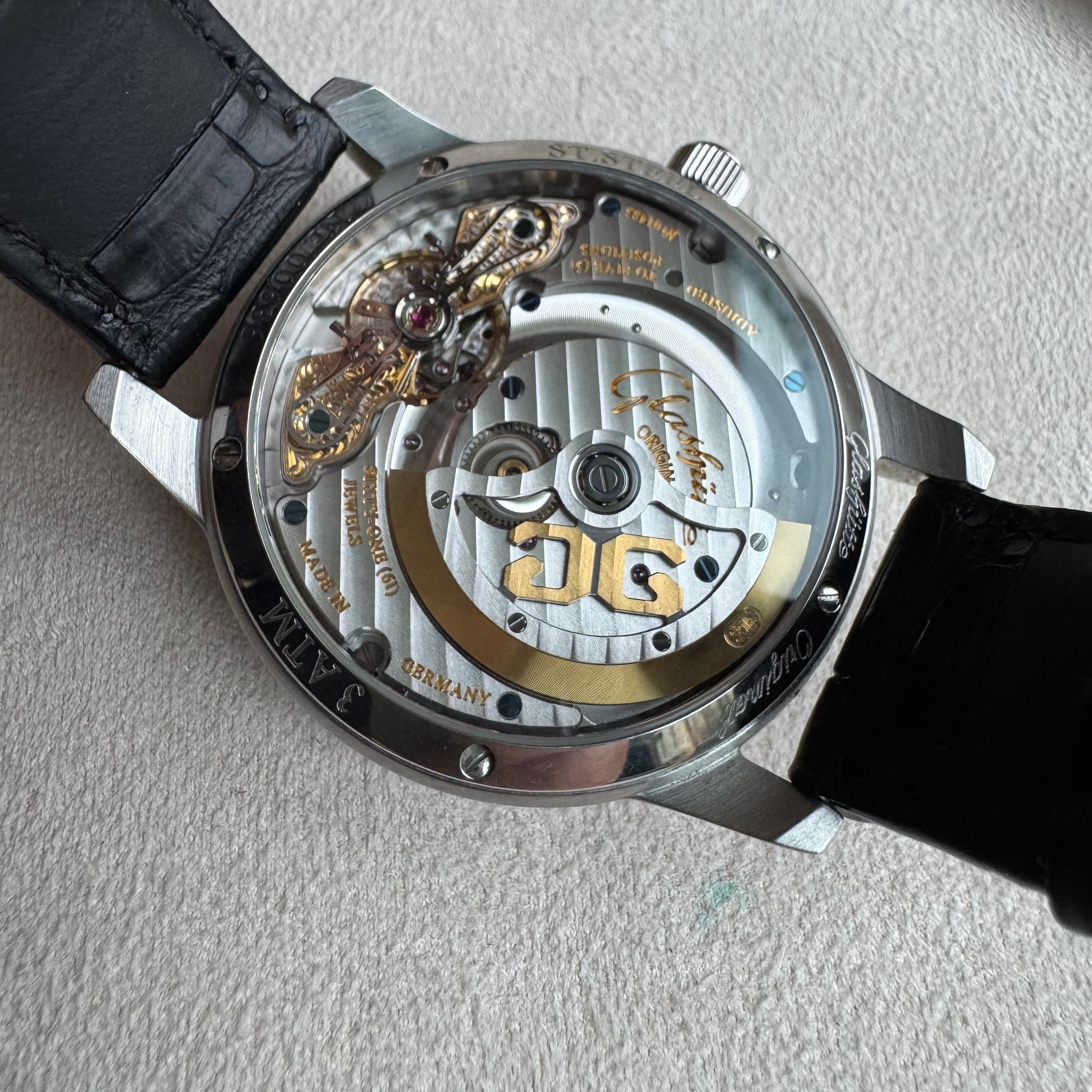 Glashütte Original - Glashutte Original PanoMaticReserve Automatic ...