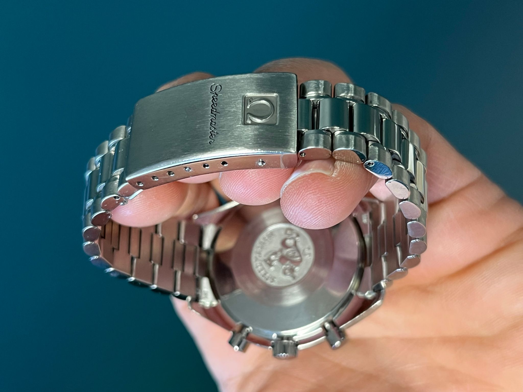Omega - 2004 Omega 