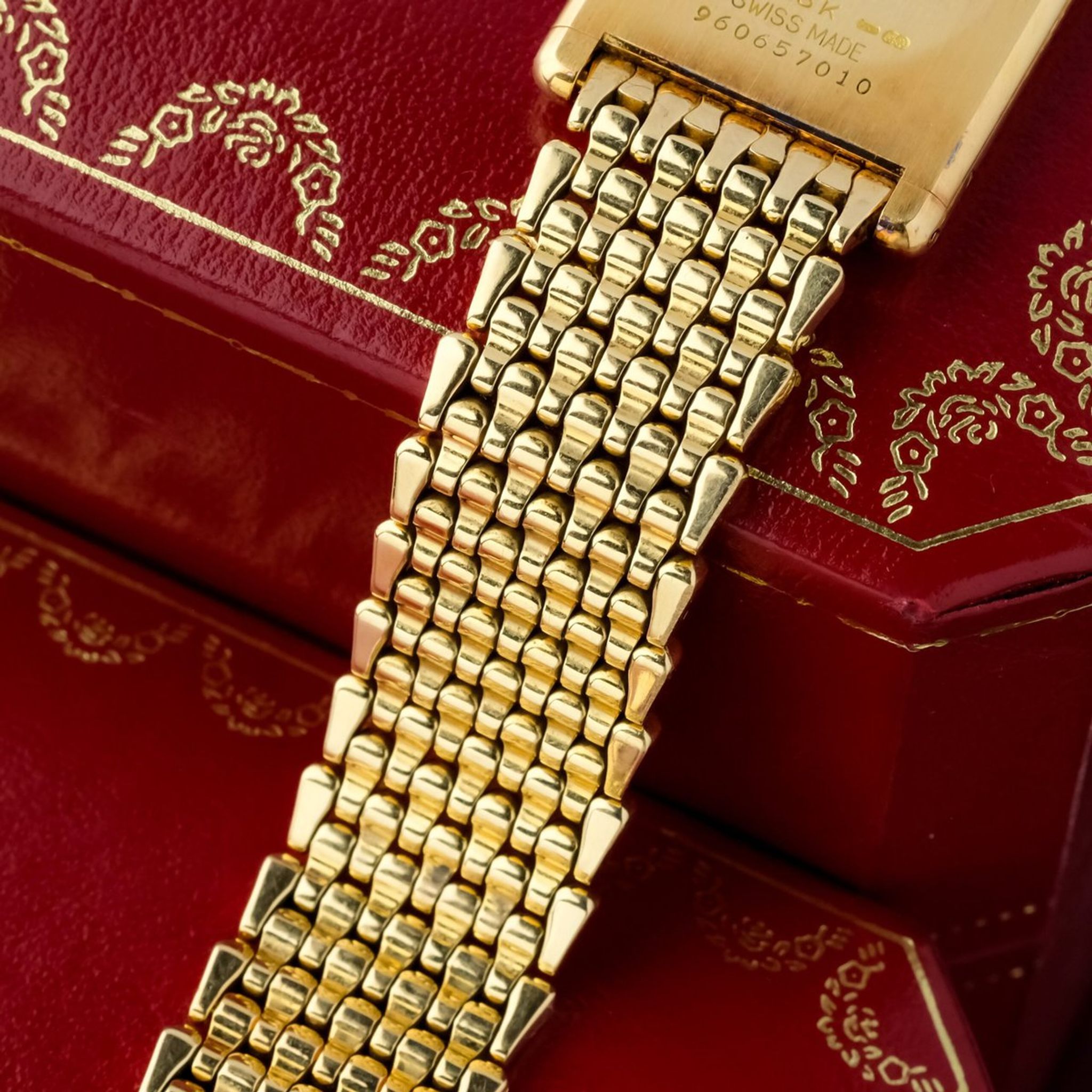 Cartier - Cartier Tank Louis extra-plate ref. 96065 with teardrop